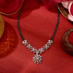 Flower Studded Diamond mangalsutra