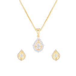 Drop Design Diamond Pendant Set