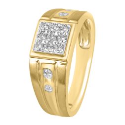 Stately 18Kt Yellow Gold Men's Ring