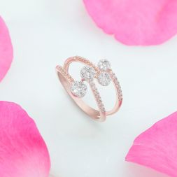 Radiant Cluster Diamond Finger Ring