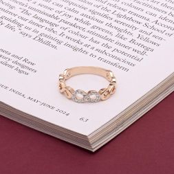 Breathtaking Infinity Design Diamond Finger Ring