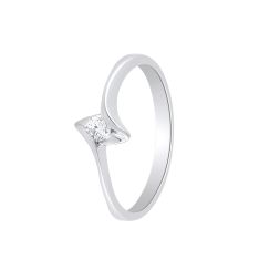 Fine Diamond and Platinum Finger Ring