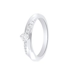 Delicate Diamond Platinum Ring