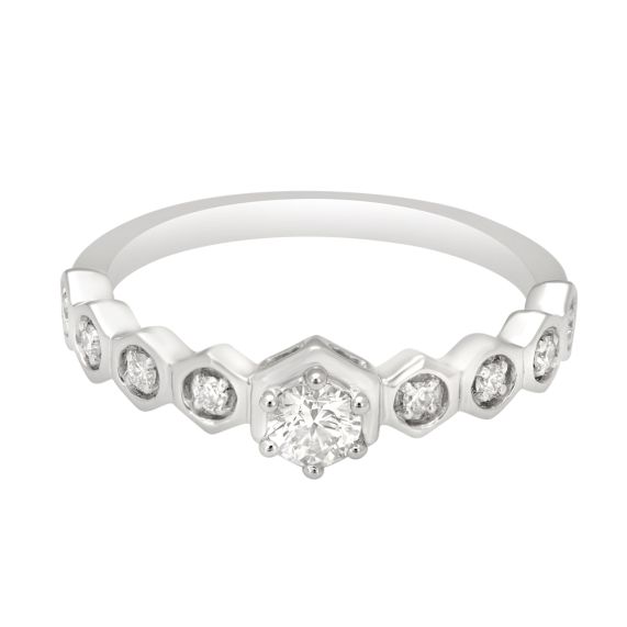Diamond studded platinum ring hotsell