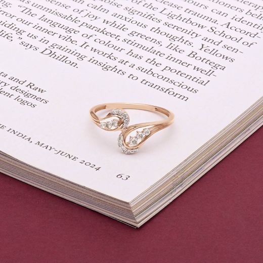 Stylish Curved Diamond Finger Ring