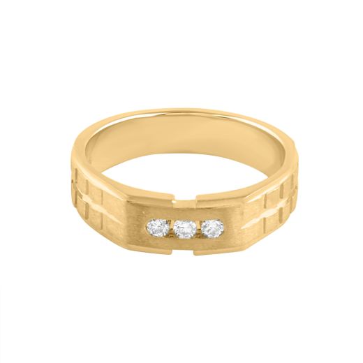Classy Diamond and Yellow Gold Men's Finger Ring