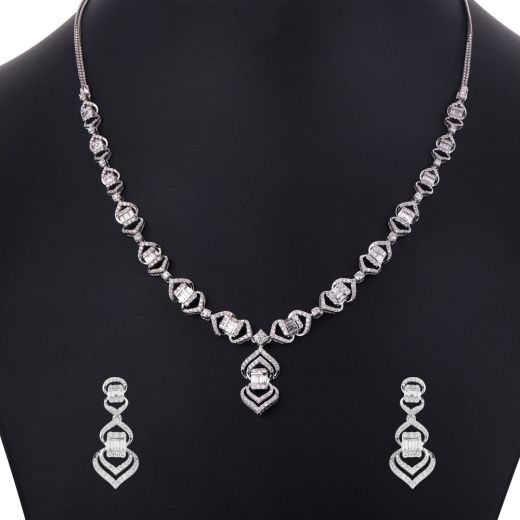 Classic Radiance Diamond Necklace Set