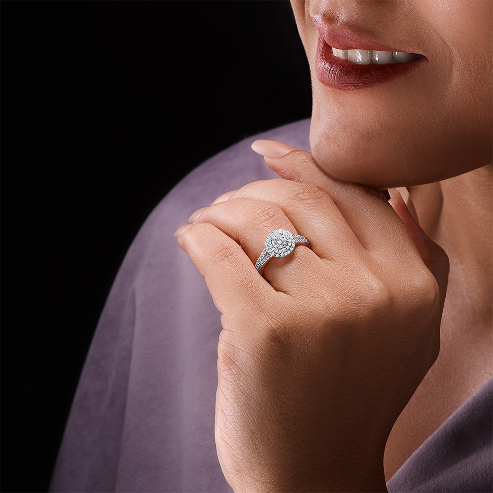 Buy Radiant Diamond Solitaire Finger Ring YRG23019 Online at ORRA
